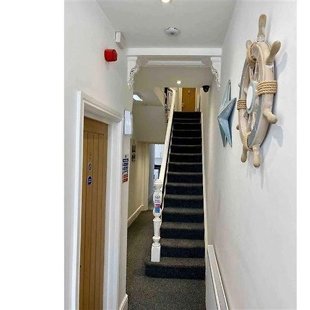 Oyo Hillcrest Studio Apartments Cleethorpes Dış mekan fotoğraf